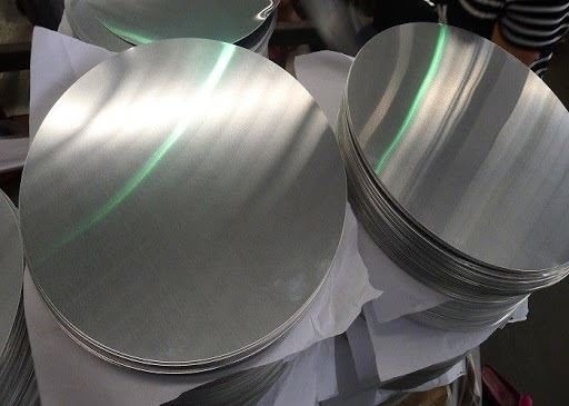 Lớp 1235 Tấm tròn nhôm thực phẩm Hình tròn lạnh Khay phục vụ ăn uống bằng bạc
