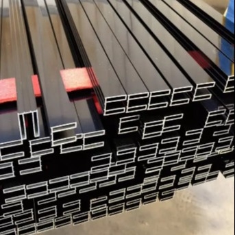Hồ sơ đùn nhôm máy trạm 5052 5083 Square Anti Rust 5.0 Mm