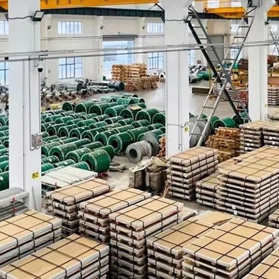 IP32 lớp bảo vệ 304 Bảng thép không gỉ cho các ứng dụng nhiệt độ cao Điểm nóng chảy 1370-1400 °C 2500-2550 °F